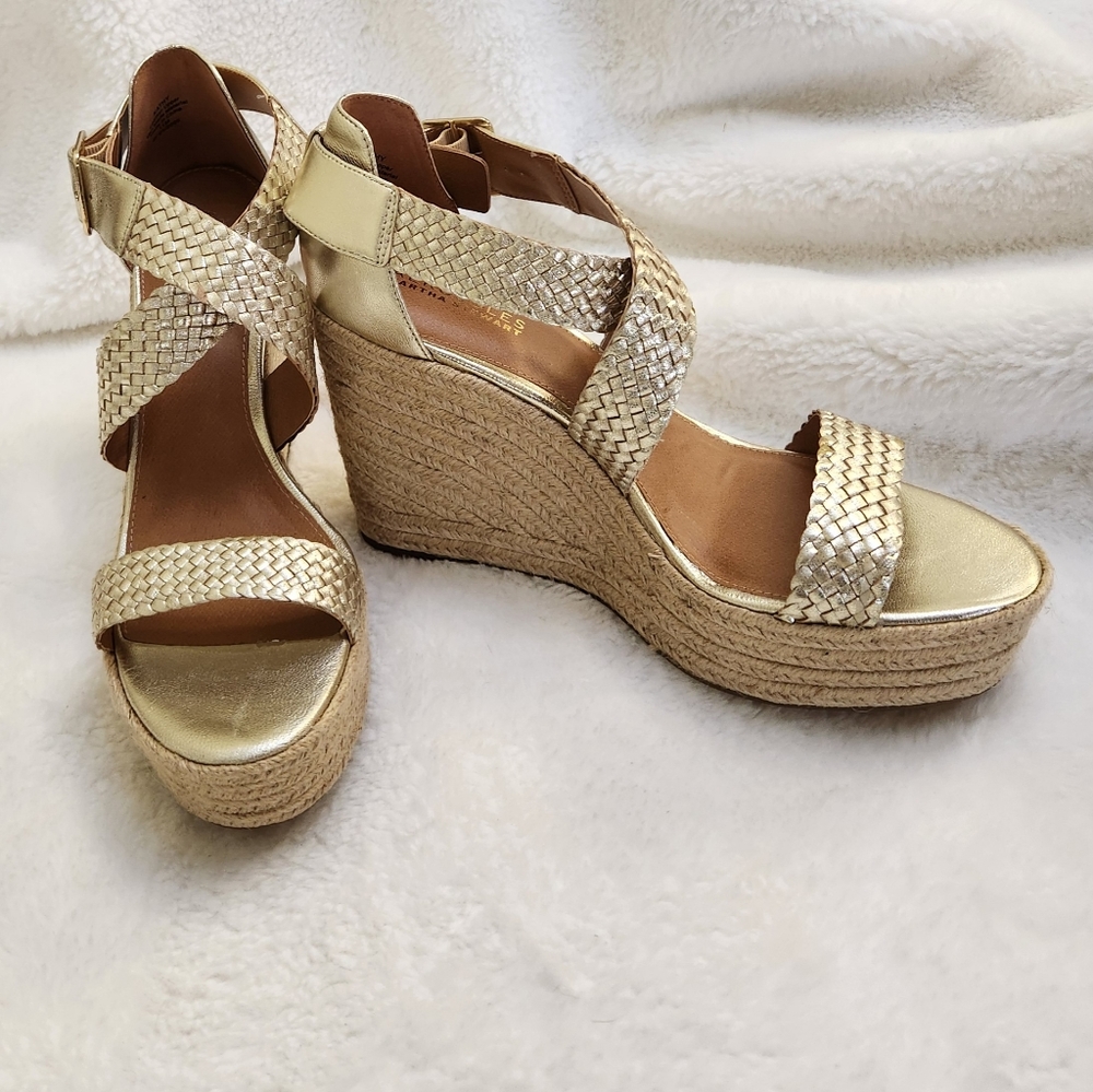AEROSOLES Gold Woven Espadrille Wedge Sandals
